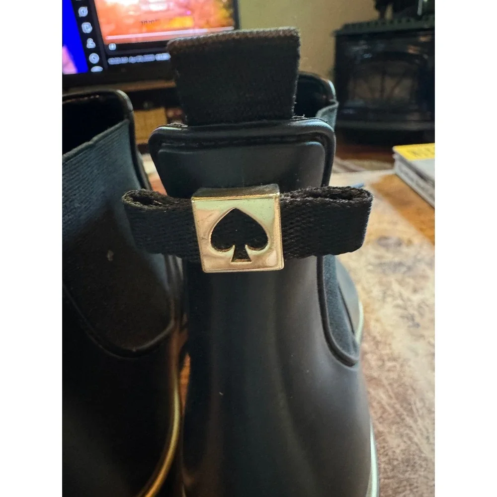 Kate Spade Rain Boots 10 Black Gold Trim Bow Chelsea Ankle Boot Preppy‎ Chic